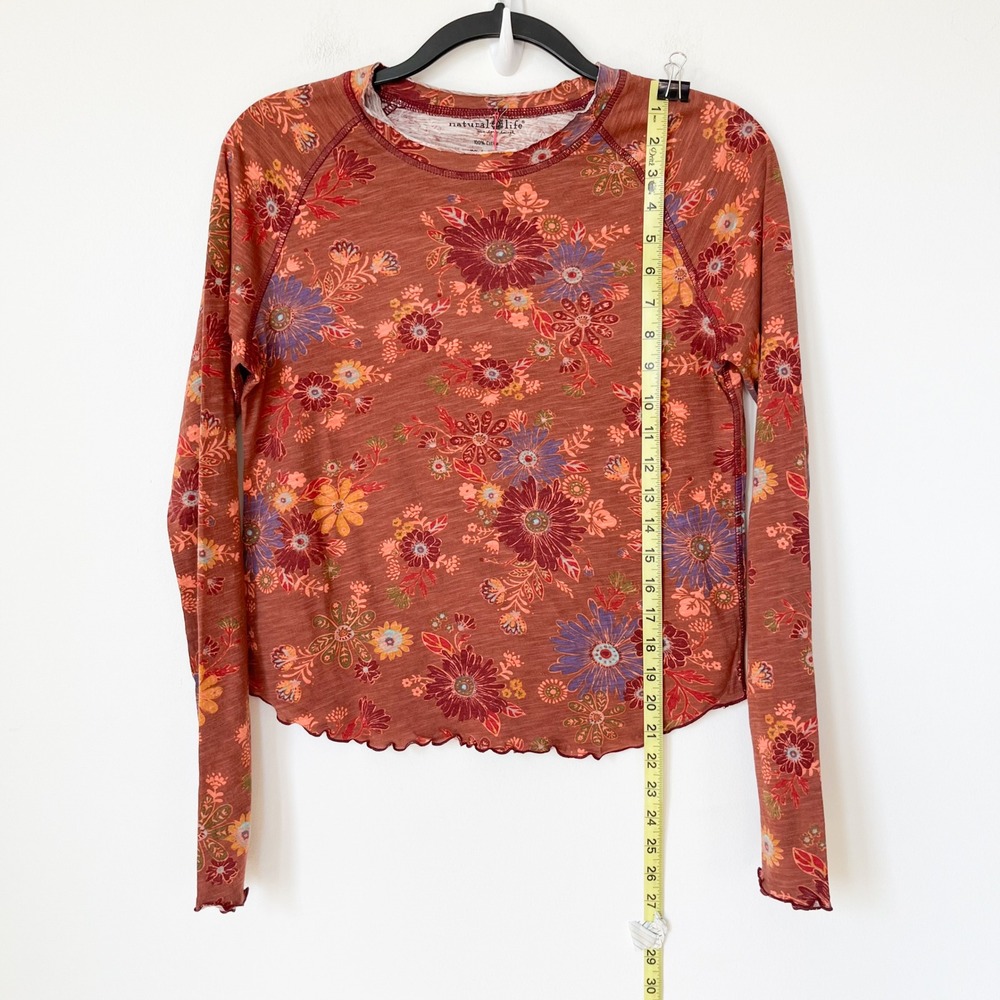 NEW Natural Life Lily Long Sleeve Cotton Tee Floral Lettuce Hem Womens Small - Picture 6 of 9